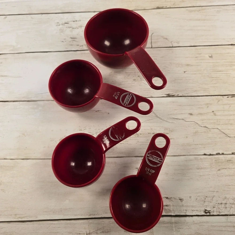 KitchenAid Measuring Cups Set of 4 Empire Red Plastic Baking Tools 1 1/2 1/3 1/4